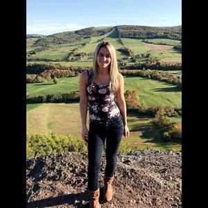 Meet your Posher, Erica